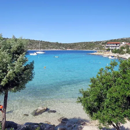 Josip By Interhome Apartman